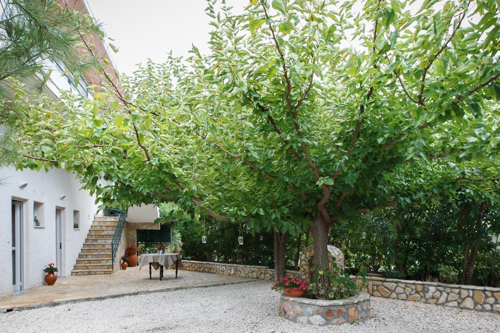 Dimitra Apartments คานเดีย ภายนอก รูปภาพ